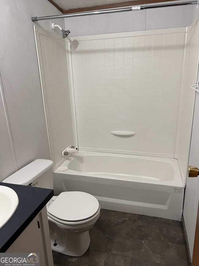 Building Photo - 481 Prather Bridge Rd