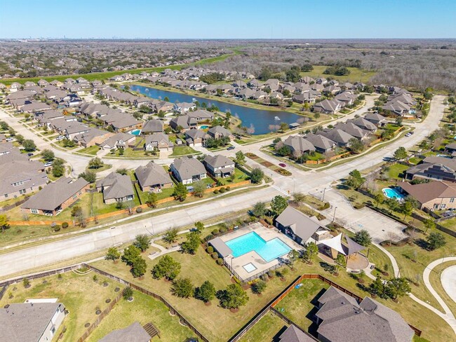 Building Photo - 7722 Millstone Trl Ln
