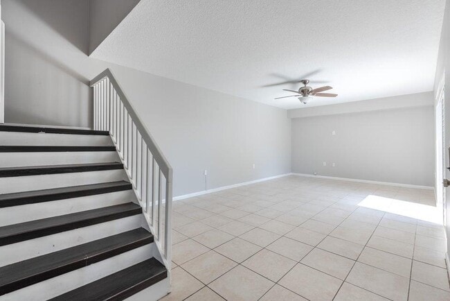 Building Photo - 117 1st Way