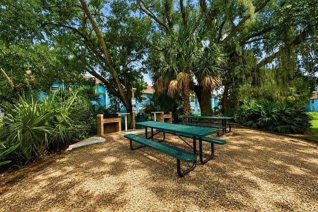 Building Photo - 2723 N Poinciana Blvd