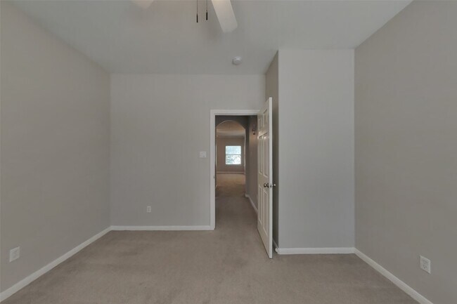 Building Photo - 3135 Lavender Candle Dr