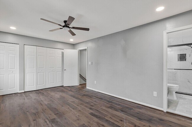 Building Photo - 1675 Ridgely Ct