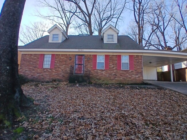 Building Photo - Spacious 4BR/2BA Home with Carport