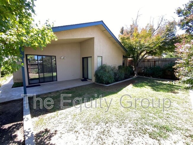 Building Photo - 1348 E Ferguson Ct