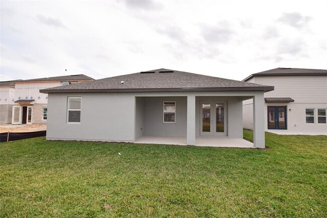 Building Photo - 2370 Lancashire St