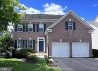 Building Photo - 43103 Lake Ridge Pl