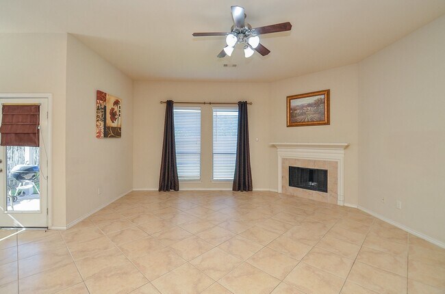 Building Photo - 5915 Turkey Creek