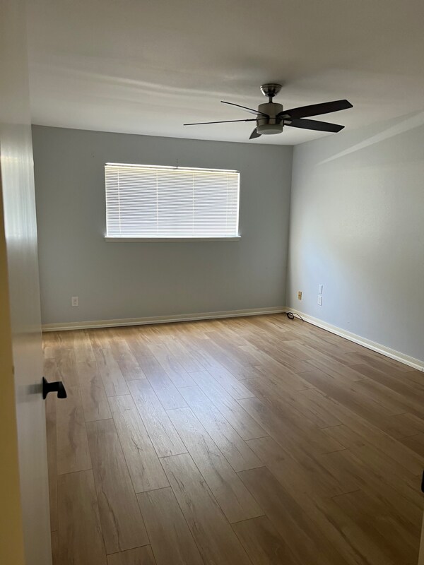 Building Photo - 524 N Post Oak Ln