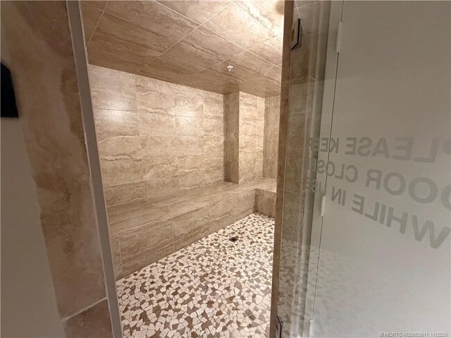 Building Photo - 610 Clematis St