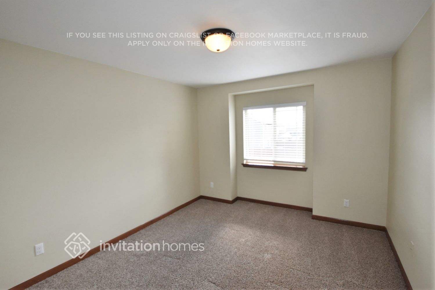 Building Photo - 109 Ames St NE