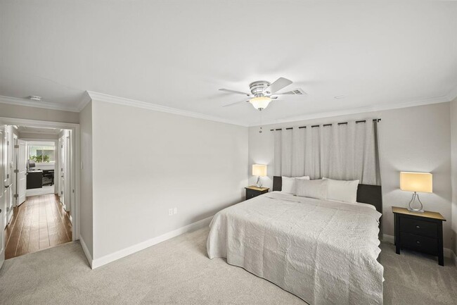 Building Photo - 4943 Cheena Dr