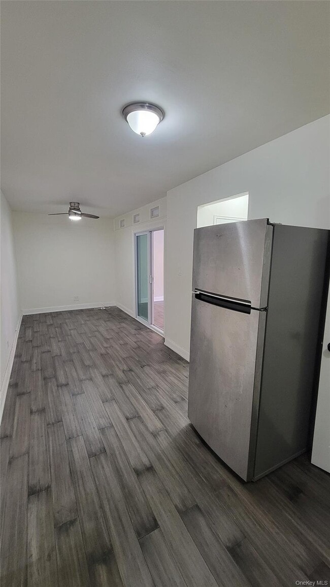 Building Photo - 141-60 84th Rd