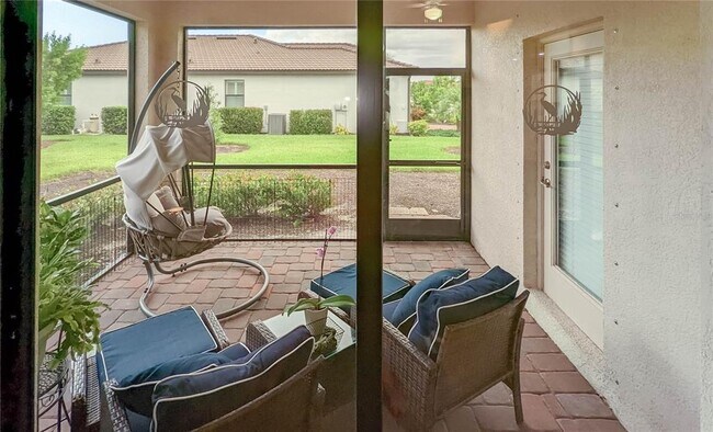 Building Photo - 9904 Hilltop Dr