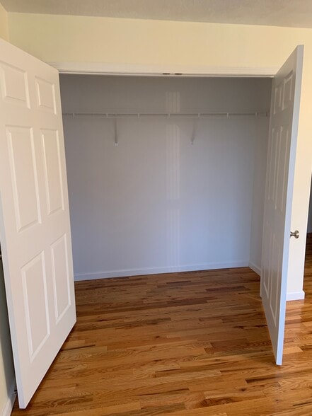 Building Photo - 204 Betsinger Rd