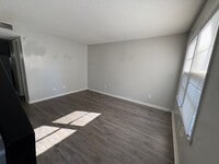 Building Photo - 131 Wall St