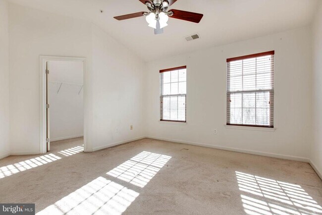 Building Photo - 6721 Caleb Dorsey Square