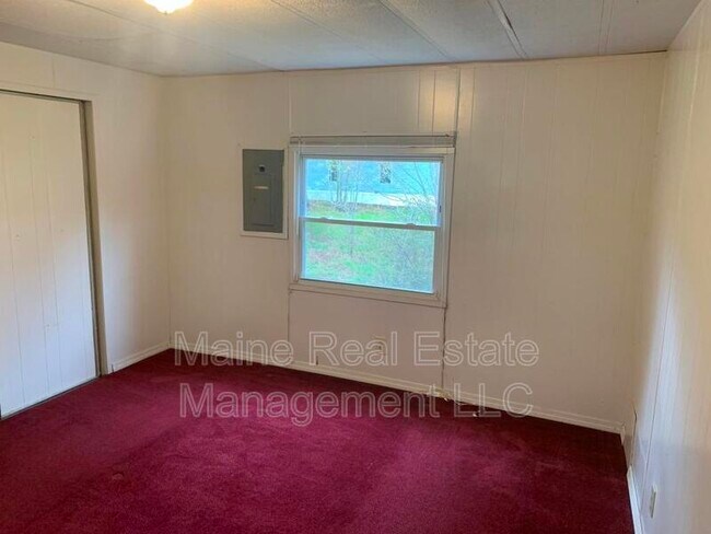 Building Photo - 3 Sweet Fern Dr