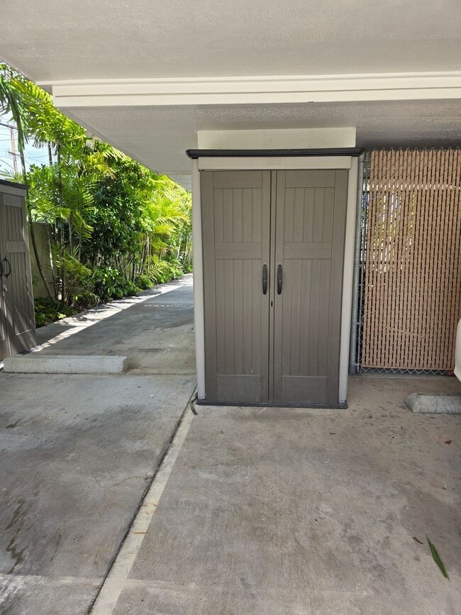Building Photo - Spacious 2 bedroom, 2 bath with 2 parking unit in Kailua