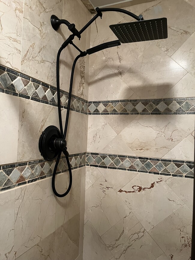 Building Photo - 3361 Heavenly Valley Rd