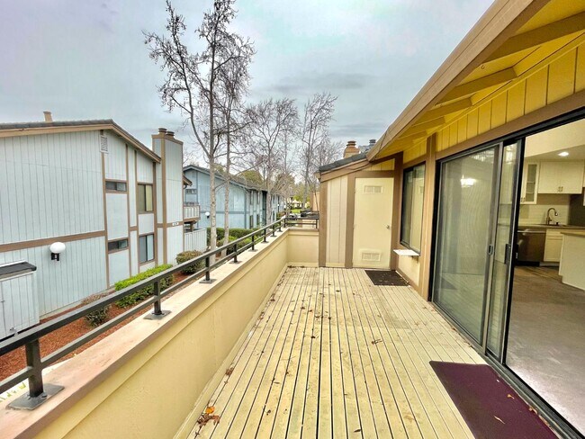 Building Photo - 6292 Joaquin Murieta Ave