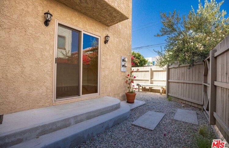 Back of house/ outdoor space - 8251 W 4th St