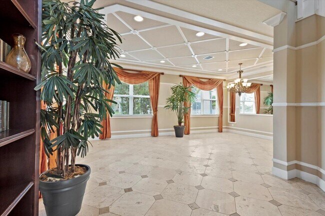 Building Photo - 2335 NW Via Della Ct