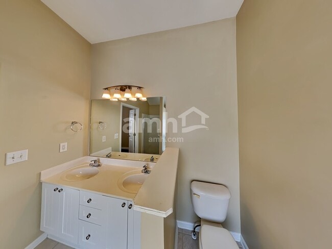 Building Photo - 7145 Riverfront Dr