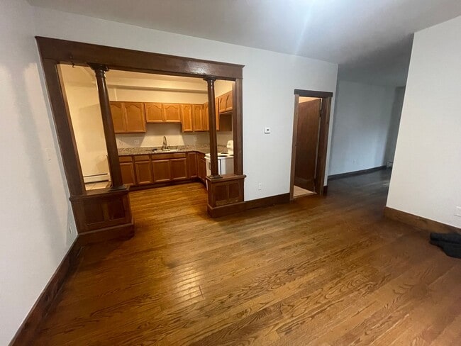 Building Photo - 57-59 Holbrook St