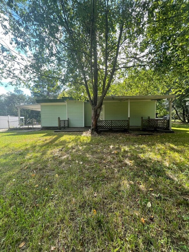 Building Photo - 3465 Dundale Rd