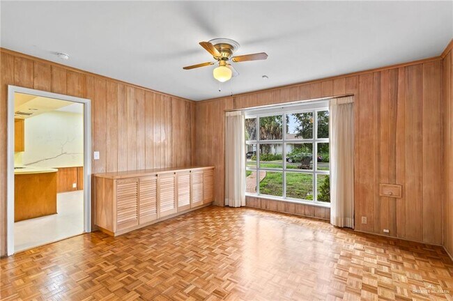 Building Photo - 28 W Austin Blvd