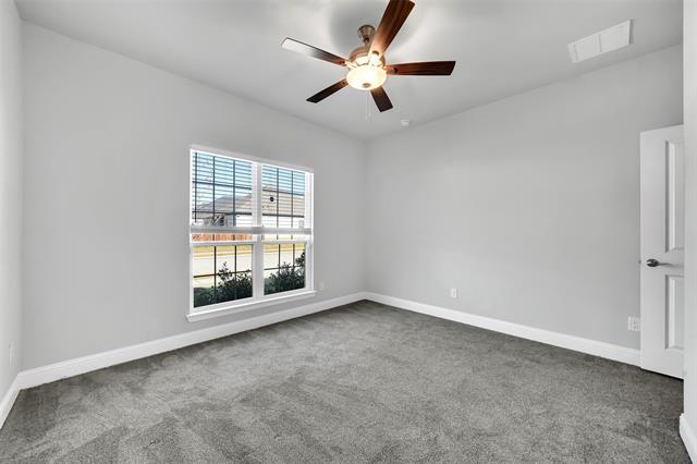 Building Photo - 260 Lakeside Dr