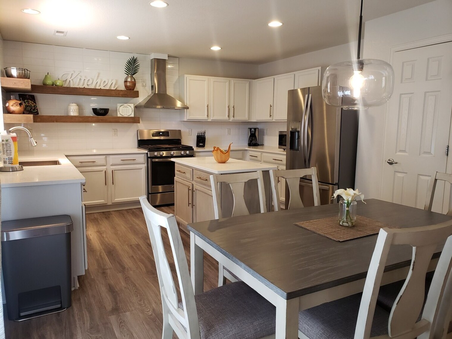 Building Photo - 11987 Bolton Dr