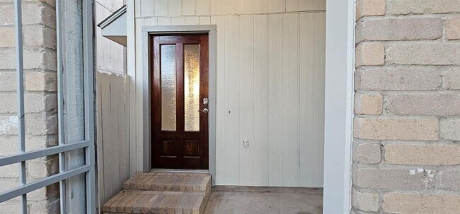 Building Photo - 16326 Tiburon Way