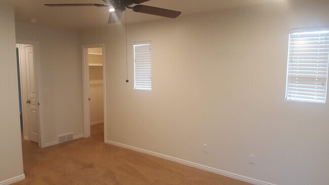 Building Photo - 2861 W 100 S