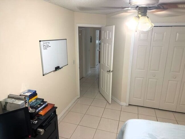 Building Photo - 3 Bdrm 2 Bath With Office in Waterford Lak...