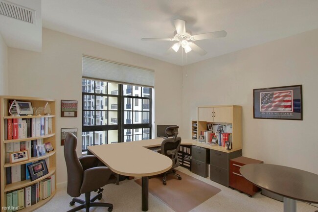 Building Photo - 2 br, 2 bath Condo - 801 S Olive Ave Unit ...