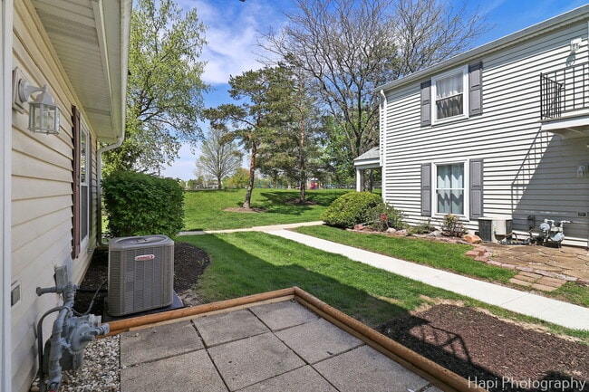 Building Photo - 2336 Old Kings Ct