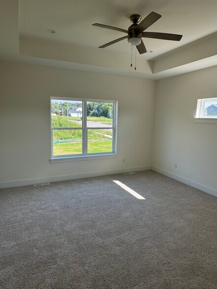 Building Photo - 5620 Eternity Dr