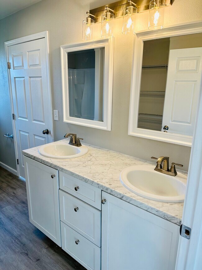 Building Photo - 55 Mill Rd