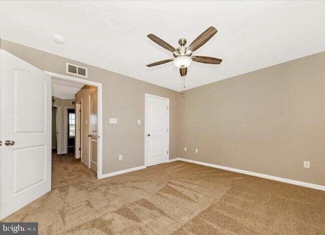 Building Photo - 247 Drexel Ct