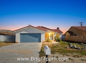 Building Photo - 13244 El Cajon Dr