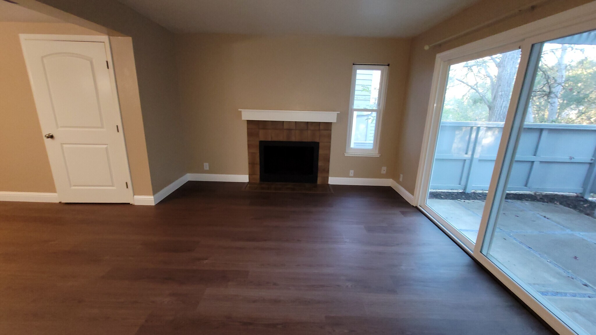 Building Photo - 788 Center Ave