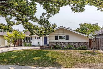 Building Photo - Upgraded 3 bed 2 bath San Jose home. This ...