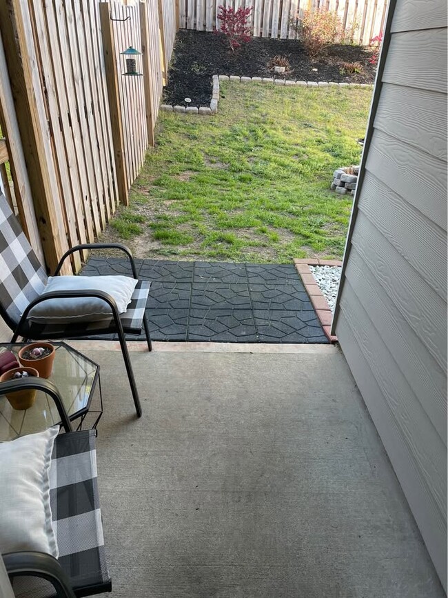 Building Photo - 830 Quaint Parish Cir