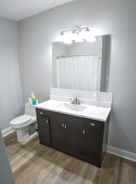 Building Photo - 311 Marcella Ave NW