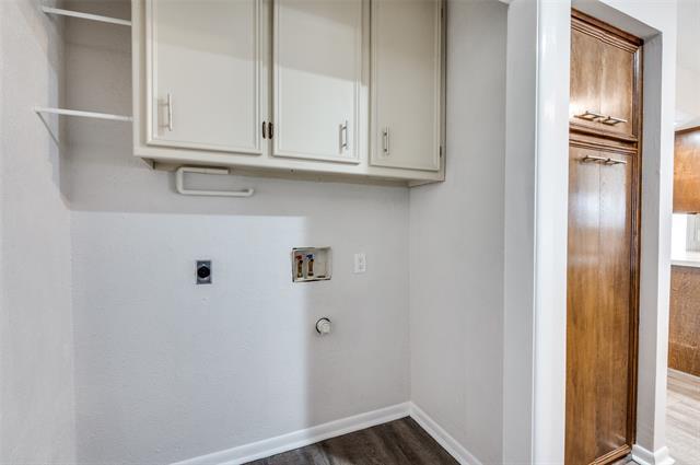 Building Photo - 1902 Green Meadow Ct