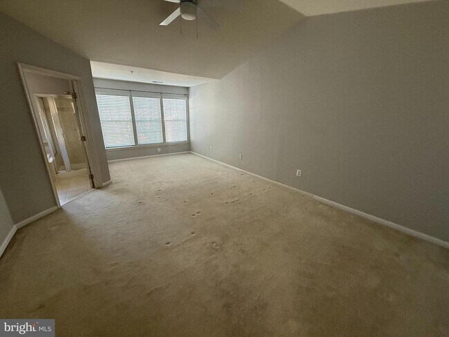 Building Photo - 7088 Maiden Point Pl