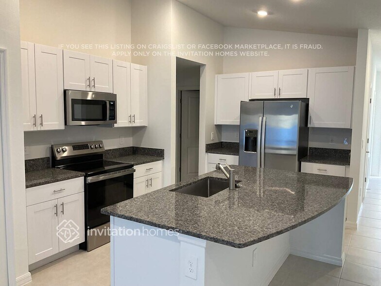 Building Photo - 11955 Lavender Loop