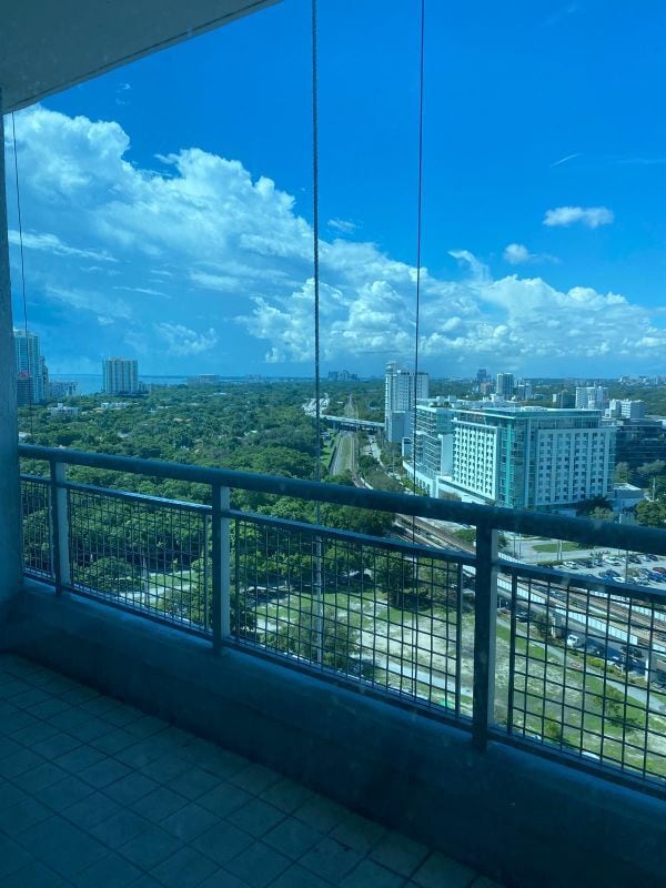 Building Photo - 60 SW 13th St