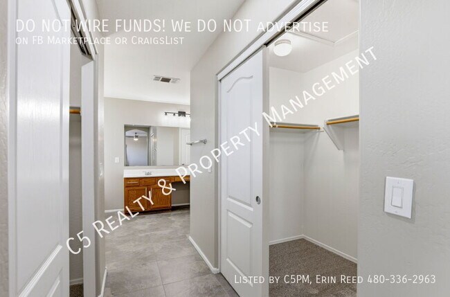 Building Photo - 17335 W Woodlands Ave